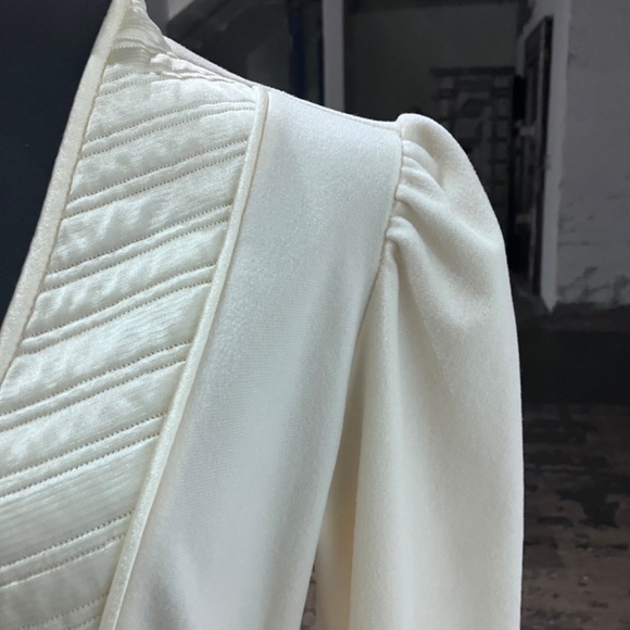 Sabrina exclusively for Mervyn’s 1970’s cream robe - Picture 3 of 10